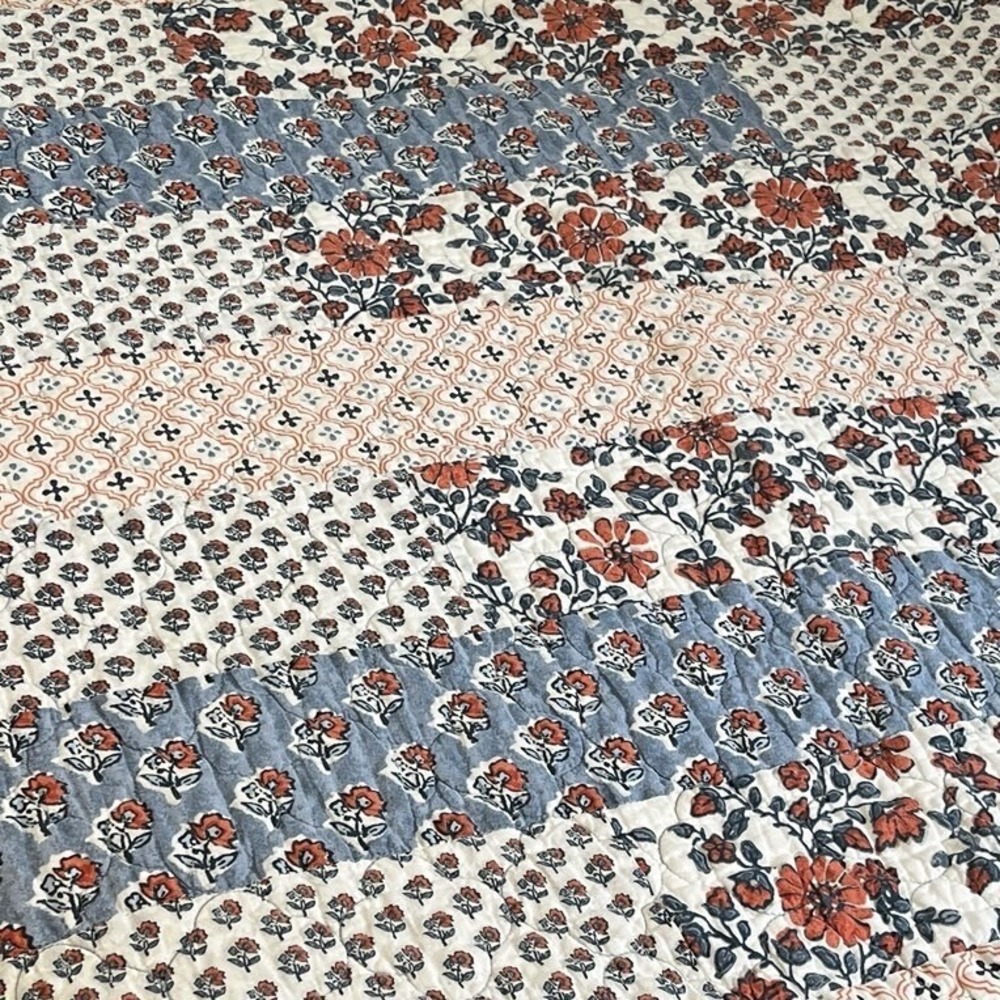 Jessica Simpson Tallulah Blue Boho Floral Full Size Quilt and One Pillow Sham